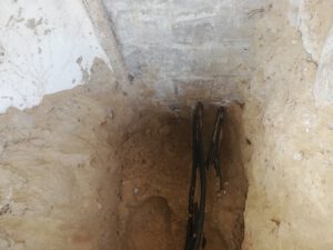 Fehlende Abdichtung im erdberührten Kellerwandbereich
